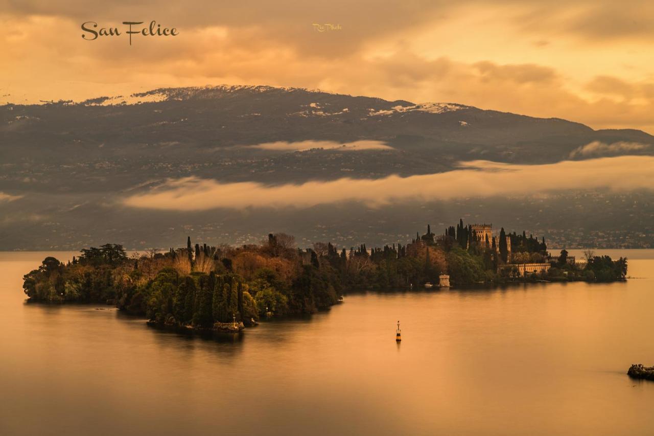 Casa Vacanze Gardiolina San Felice del Benaco Buitenkant foto