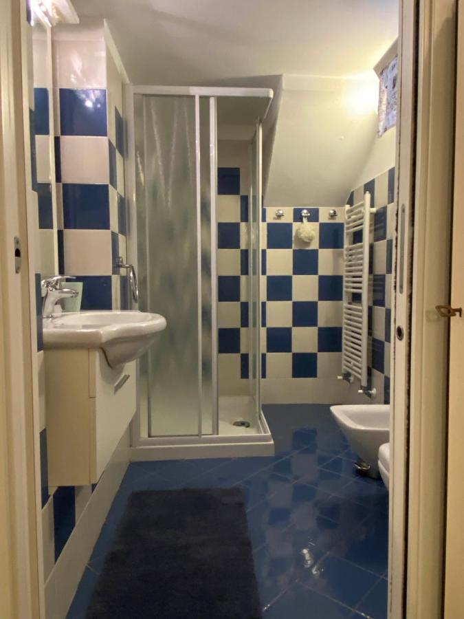 Casa Vacanze Gardiolina San Felice del Benaco Buitenkant foto
