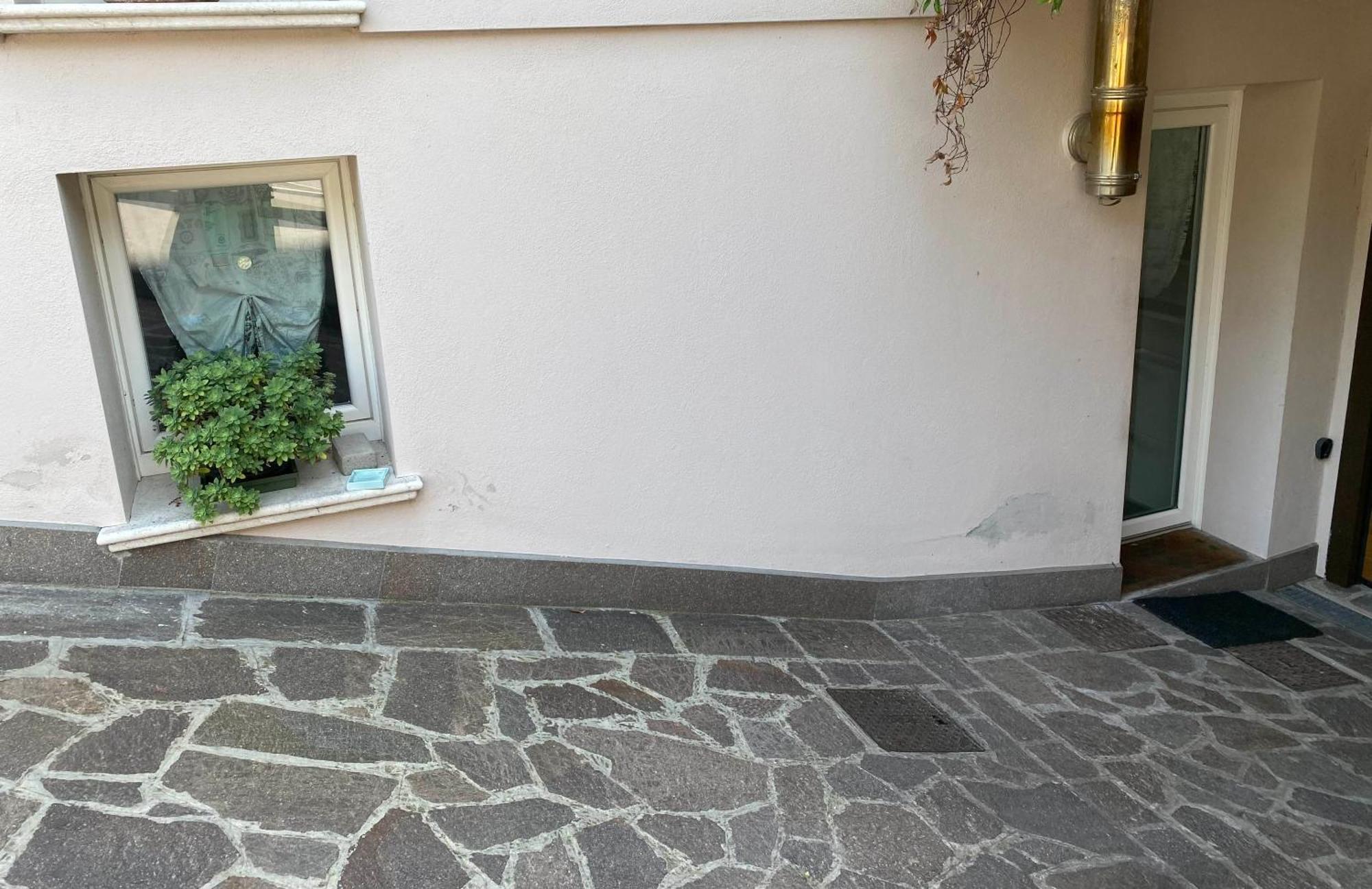 Casa Vacanze Gardiolina San Felice del Benaco Buitenkant foto